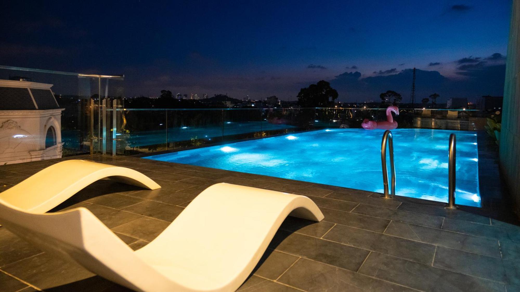 The City Boutique Hotel Bien Hoa Exterior photo